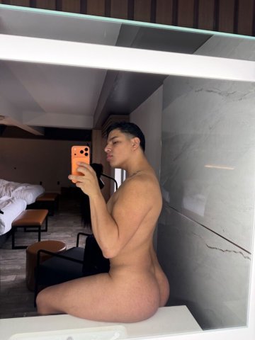 colombiano hot 🇨🇴😈 - 1