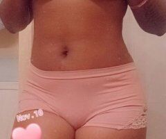 Queens escorts - Queens Female Escort — HHR and Incall Only