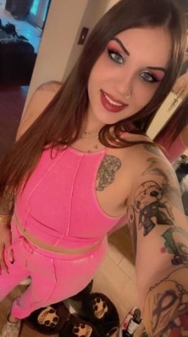 Nikki — Austin Female Escort for Dinner Dates or In-Room Relaxation - 1