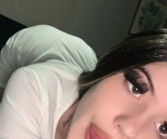Discreet Houston Female Escort — Fetish Friendly In-Call + FaceTime Shows - Image 3