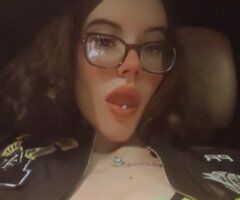 Discreet Houston Female Escort — Fetish Friendly In-Call + FaceTime Shows - Image 4