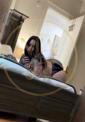 Tulsa Female Escort — Screening Required, Discreet Booking - 1