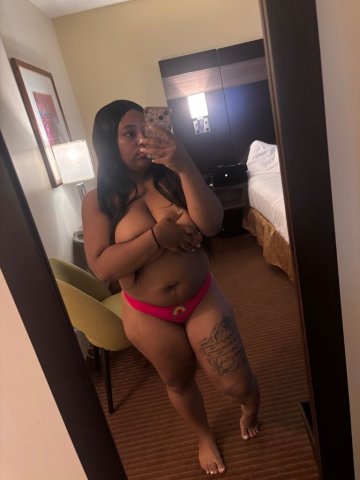 Slim Thicc Fetish Escort — Discreet Outcalls, Facetime Shows - 1