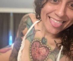 Long Beach MILF Visiting (Solo Specials, Sensual Massage, No Outcalls) - Image 3