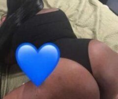 Charlotte NC Nympho Female Escort — Private Facetime, Throat Stretch - Image 5