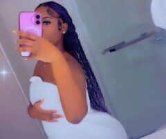 Boston Female Escort — multi-hour, dinner dates & overnights - Image 2