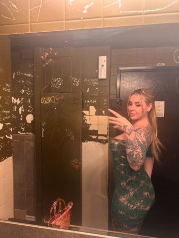 Yakima Luxury Female Escort — Deposit Required - 1