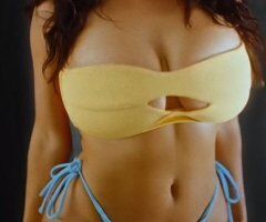 Ventura escorts - Ventura/Newbury Park Travel Dates — Brunette Escort (Classy, Easy-Going)