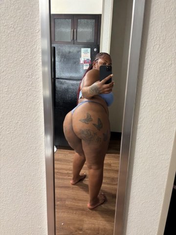 Oakland/East Bay Female Escort — Fetish-Friendly Outcalls (No Nudes) - 1