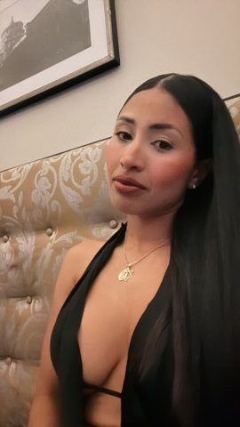Latina Caliente — Disponible 24/7 para Chicos Serios (BBJ, Nuru Masajes) - 1
