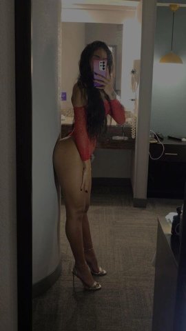 Orlando Couples Escort for Private Exclusive Experiences - 1