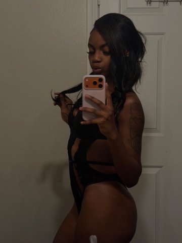 Discreet Male-Only Incall & Car Dates (No Bare, No GFE) - 1
