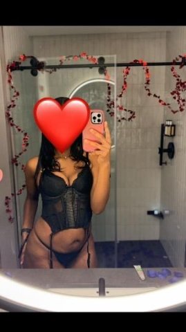 Milwaukee Slim Thicc Ebony Water Booty Escort — Incall & Outcall (Transport) - 1