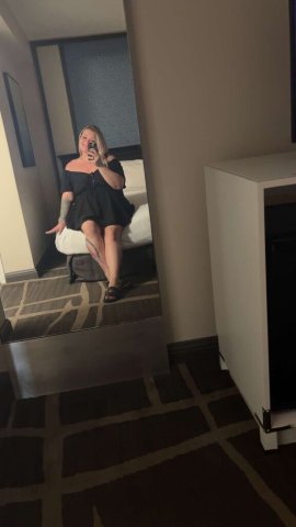 Kimberly Rose (Kimmie) — Blonde BBW Provider in Battle Creek - 1