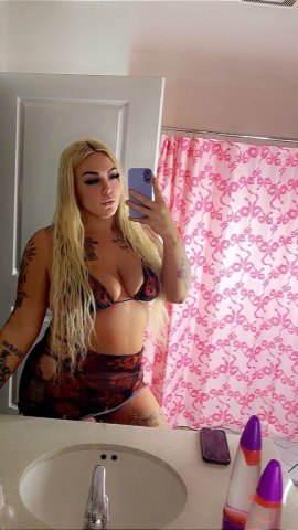 Bellingham Blonde Nuru Massage Companion — Blonde Companion on Tour - 1