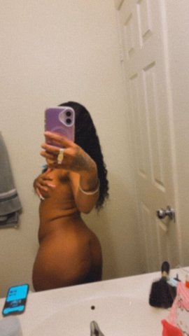Long Beach Outcalls — Brownskin Female Escort, Doggy - 1