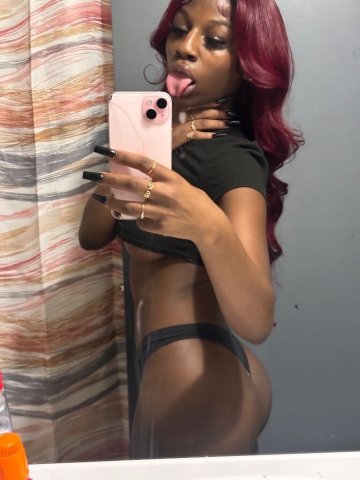 Detroit Female Escort — In/Outcalls & Head Service - 1