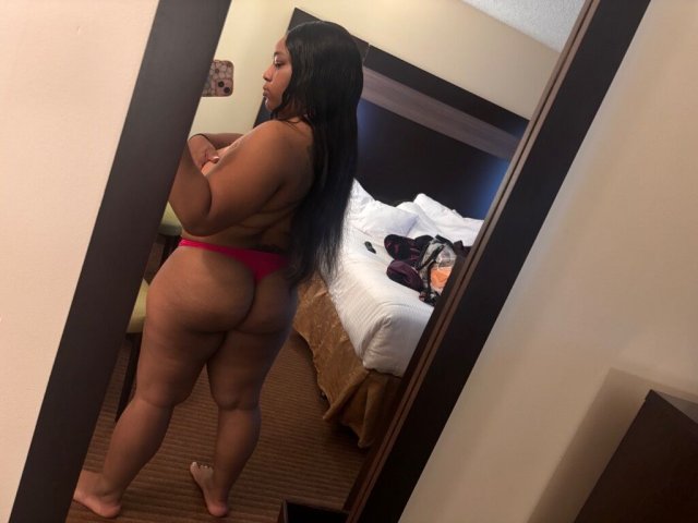 New in Town Salem Female Escort — Outcalls Only - 1