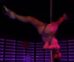 Petite spinner lady — Austin escort (Harmony, 22) - Image 3