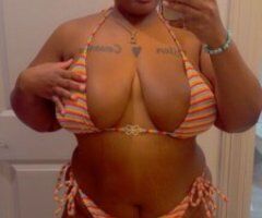Discreet Curvy Female Escort — Fayetteville - Image 5