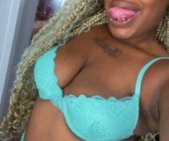 Detroit, MI Female Escort — In-call, out-call, and car-call - Image 5