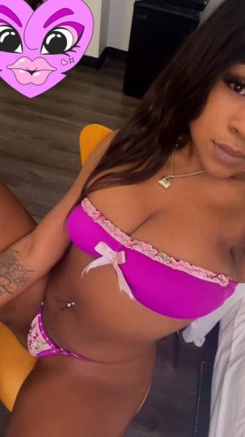 Petite Houston Escort — Private, Safe, No Anal - 1