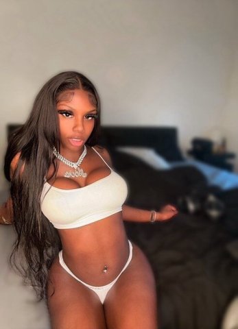 Long Island NY Female Escort — No Excessive Texting, VideoChat Verification - 1