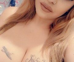 Katt (30) — Thick Latina Car Dates Only - Image 10