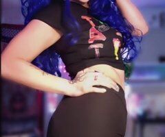 Incalls & Outcalls (Golden Shower Package) — Discreet Italian Goddess - Image 3