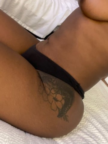 Greenville Female Escort — Outcall only (no car dates) - 1