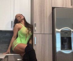 Petite Hot Mami (27) — El Paso Light Screaming - Image 3