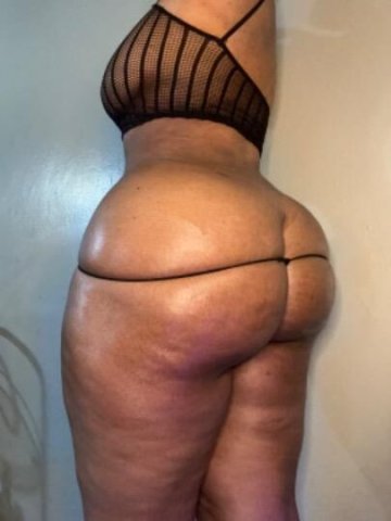 Austin Female Escort — Lisa (Outcall Only) Full Pleasure, Fetish-Friendly - 1