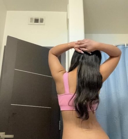 Florence Female Escort — Outcalls and FaceTime - 1