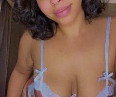 Oregon Coast escorts - Oregon Coast Female Escort — discreet outcalls (Lincoln City, Tillamook, Newport, Depoe Bay)