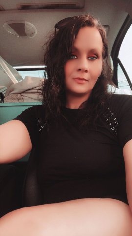 Louisville Female Escort — outcall only, oral + swallowing, recording add-on - 1