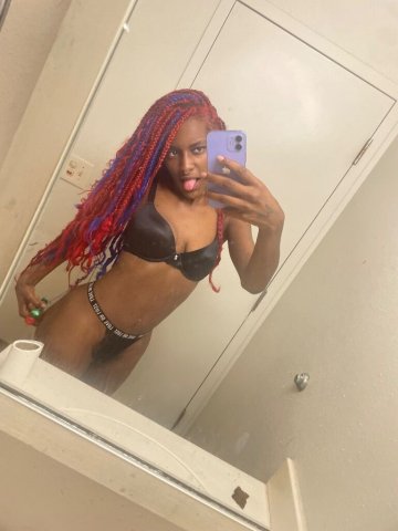 St. Louis Deep Throat Female Escort — Sloppy Deep Throat - 1