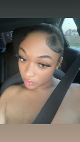 Milwaukee Female Escort — Adult Fun Session (20) - 1
