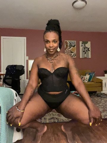 Buffalo Female Escort — Hangover Service - 1