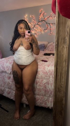 Des Moines Incall & Outcall Female Escort — $100 Incall + Hourly Rates - 1