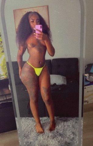 Springfield MO Female Escort — Incall/Outcall Car Fun, Full Service - 1