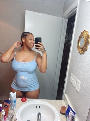 Seattle Female Escort — Incall by Appointment Only - 1
