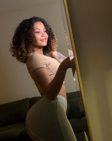 Female Escort in Palmdale/Lancaster, CA — Outcall & Incall + Car Date - 1