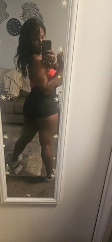 Chocolate-Themed Female Escort in Las Vegas (Rates by Time) - 1