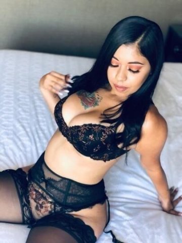 Latina Female Escort in Richmond, IN — Car Blowjob, Bbbj, Anal & Oral - 1