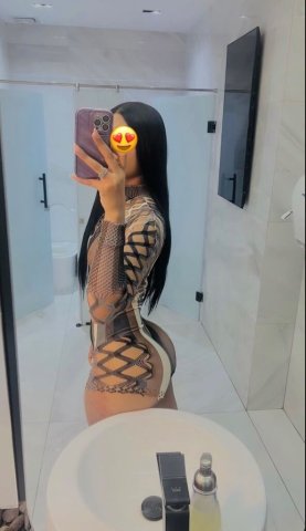  Nueva Chica Golosa en Raleigh-Durham — Latina cariñosa - 1
