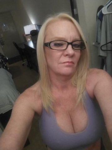 Indianapolis Female Escort — 20% Discount Today Only (No Apartment) - 1
