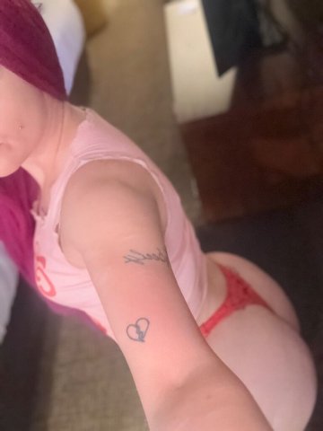 Norfolk Female Escort — Body Massage - 1