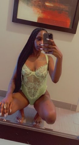 Aalyiah — Chocolate MAMI Female Escort (Incall/Outcall) - 1