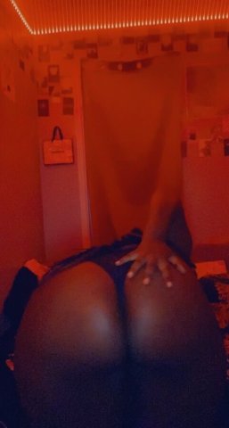 Friendly GFE Incalls & Outcalls (Uber/Lyft) — Rates Qv $60, Hh $160, Hr $300 — Baltimore - 1