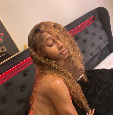 Florence, SC Slim & Petite High-Class Escort — Minnie (20) - 1